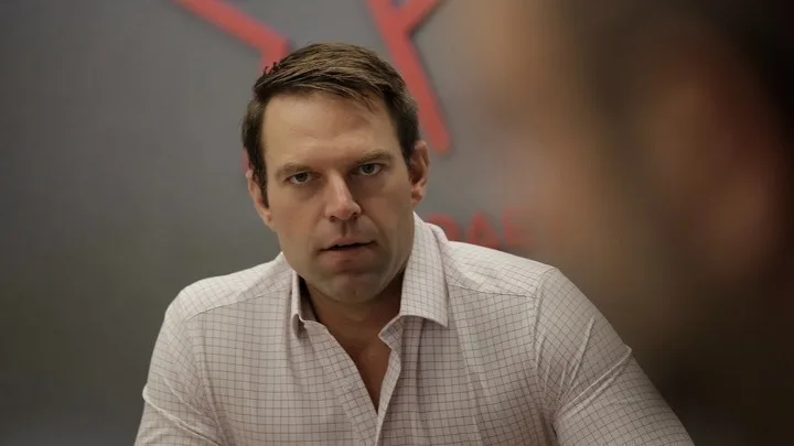 Κασσελάκης: «Κρίμα που έκλεισε το Trump University και δεν πρόλαβε να κάνει&hellip;