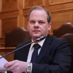Προανακριτική Επιτροπή για τα Τέμπη: «Μοντέλο Τριαντόπουλου» με στόχο γρήγορο κλείσιμο