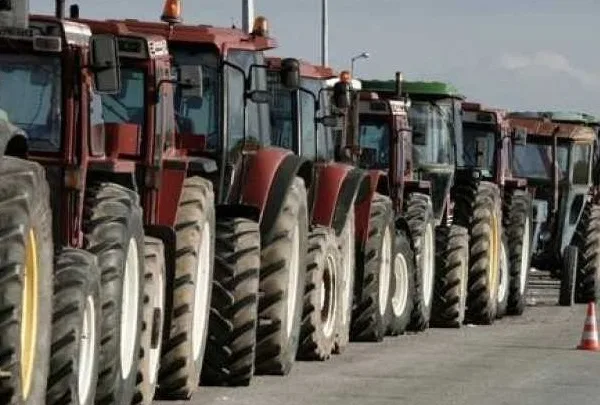 Αγρότες: Αναστολή κινητοποιήσεων σε Ευζώνους και Νίκη έως τις 26 Δεκεμβρίου