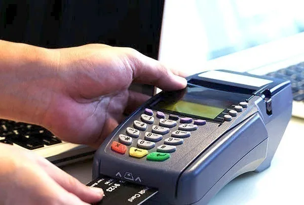 Παράταση 1+1 μήνα στην ολοκλήρωση της διασύνδεσης POS-ταμειακών μηχανών