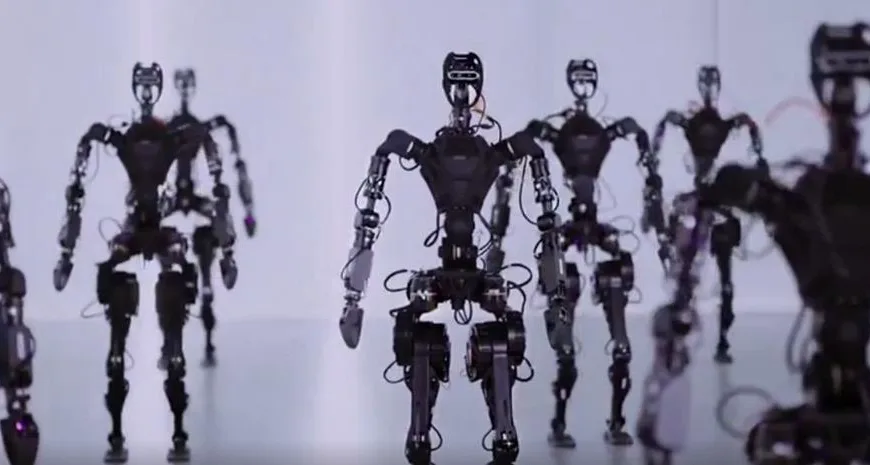 Κίνα: Μαζική παραγωγή humanoids από το 2025