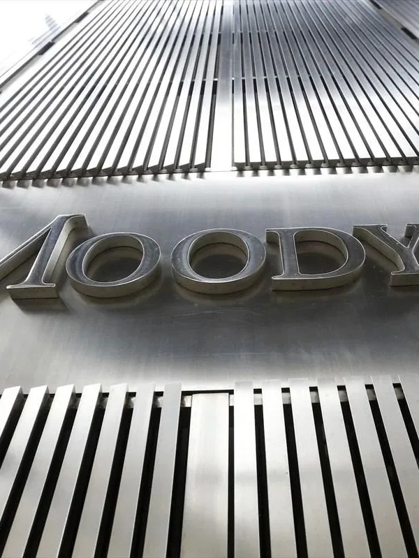 Κύκλοι ΥΠΕΘΟΟ: Γιατί δεν αναμενόταν αναβάθμιση από τον οίκο Moody’s