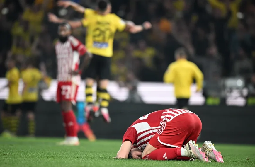 ΑΕΚ – Ολυμπιακός 1-0 και φουλ για το πρωτάθλημα