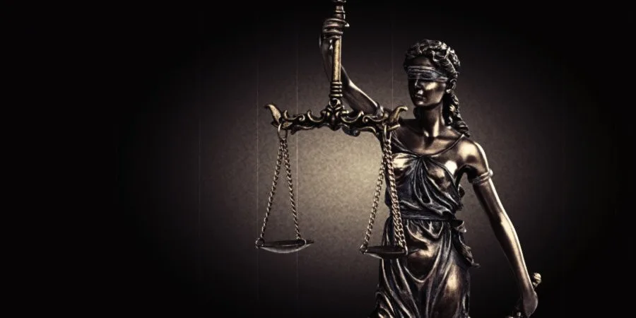 Γ.Χ. Σωτηρέλης / Εμπιστευόμαστε τη Δικαιοσύνη;