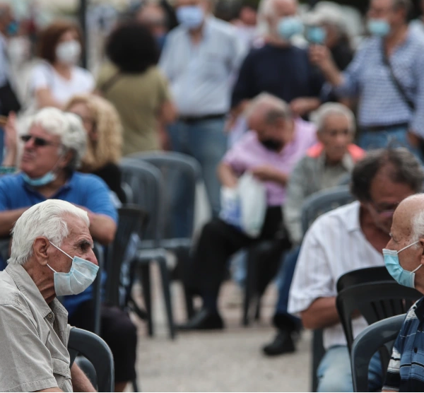 BlackRock: «Ερχεται παγκόσμια συνταξιοδοτική κρίση» – Το σχόλιο του καθηγητή Κώστα Μελά
