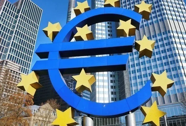 Eurogroup: “Ελαφρώς περιοριστικός” ο δημοσιονομικός προσανατολισμός το 2025