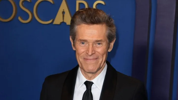 Ο Γουίλεμ Νταφόε εντάχθηκε στο καστ της ταινίας «SNL 1975»