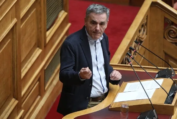 Τσακαλώτος: Ο βασικός κορμός του ν/σ είναι στη σωστή κατεύθυνση αλλά θα έπρεπε να ήταν πιο τολμηρό – H Golden Visa δεν παίζει θετικό ρόλο