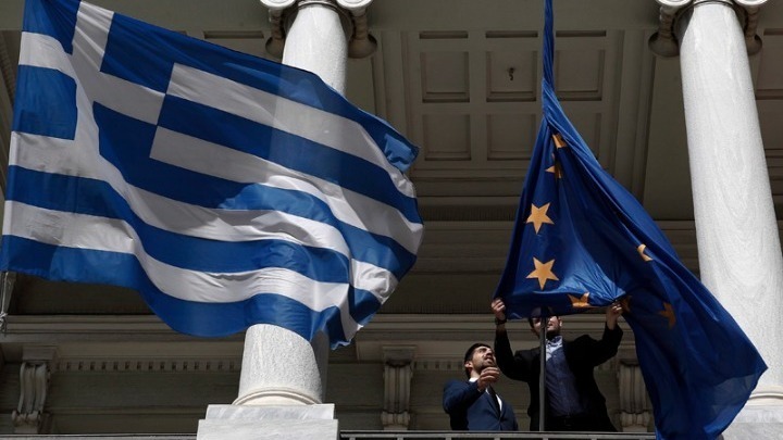 Ευρωεκλογές 2024: 8 στους 10 Έλληνες θεωρούν ότι η ΕΕ έχει αντίκτυπο στην καθημερινή τους ζωή 