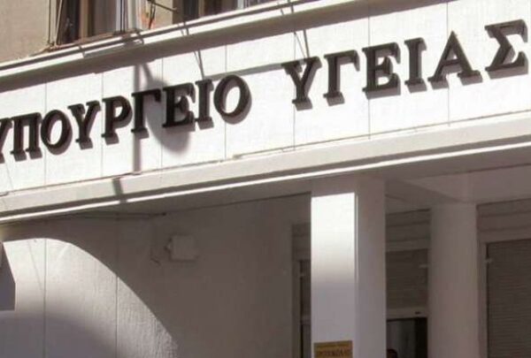 Τι προκύπτει από τα στοιχεία για τις ακούσιες νοσηλείες εφήβων σε ψυχιατρικά τμήματα