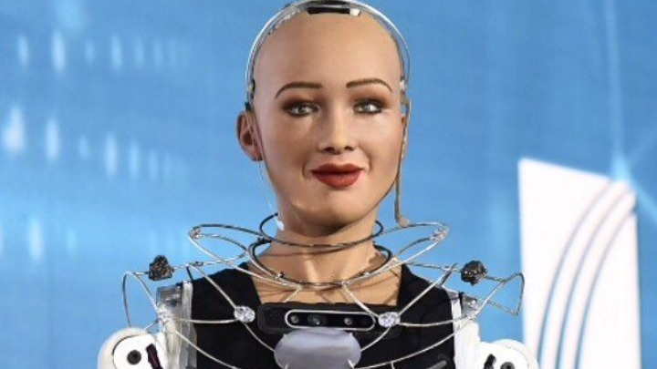 Στην έκθεση Beyond το πιο διάσημο ρομπότ Τεχνητής Νοημοσύνης στον κόσμο