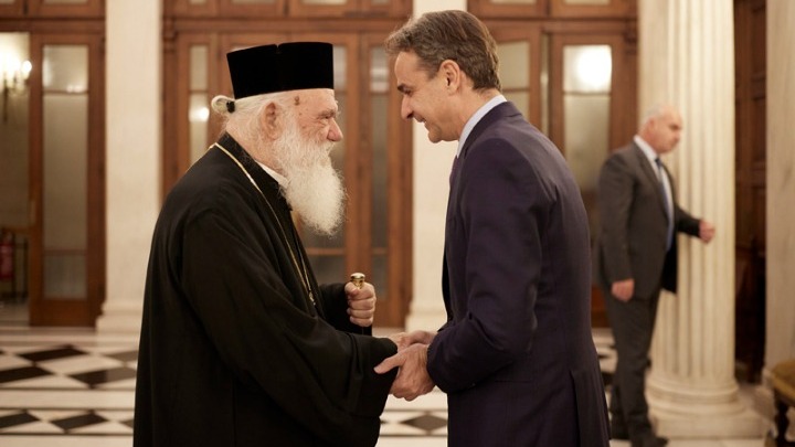 Στο Δήλεσι με τον Αρχιεπίσκοπο Ιερώνυμο ο Κυρ. Μητσοτάκης- Θα επισκεφθούν δομές της&hellip;