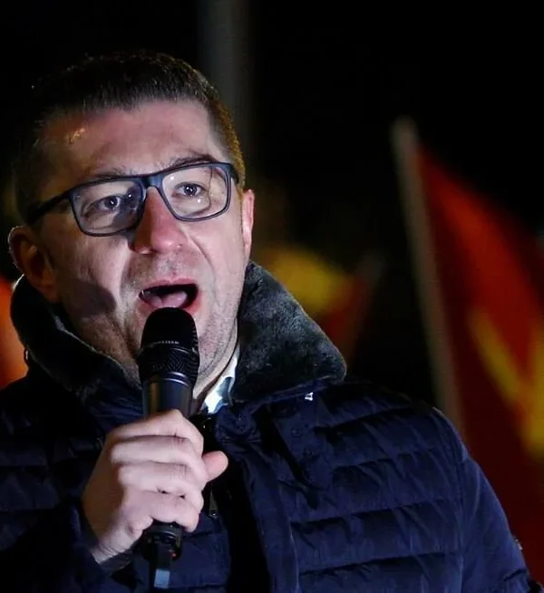 Μιτσκόσκι: Επιμένει στο «Μακεδονία»