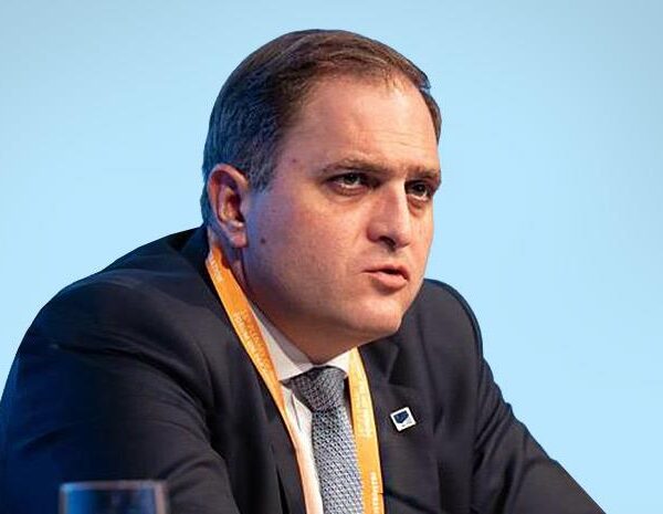 Πιτσιλής σε προϊσταμένους ΔΟΥ: Δεν θα ανεχθώ εστίες διαφθοράς