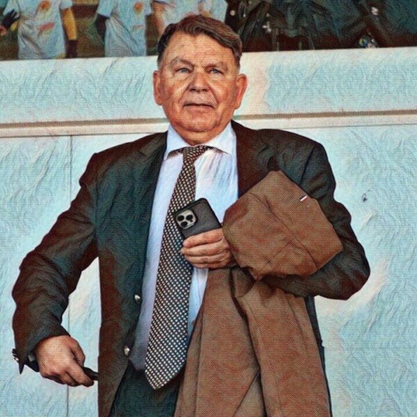 Αποχώρησε «για λόγους αξιοπρέπειας» ο Κούγιας από τον Ολυμπιακό