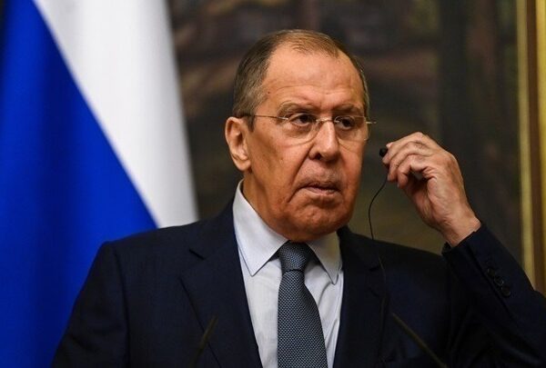 Λαβρόφ προς Ζελένσκι: «Η Ρωσία δεν είχε στόχο την προσάρτηση εδαφών – Καθήκον μας ήταν να προστατεύσουμε τον ρωσικό λαό»