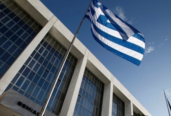 Παρέμβαση Αρείου Πάγου για τη φωτιά στο εργοστάσιο «Γιαννίτση» της Λαμίας