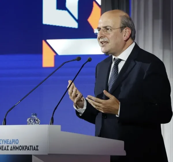 Χατζηδάκης: “Πακέτα” ακινήτων του Δημοσίου σε διαγωνισμούς αξιοποίησης