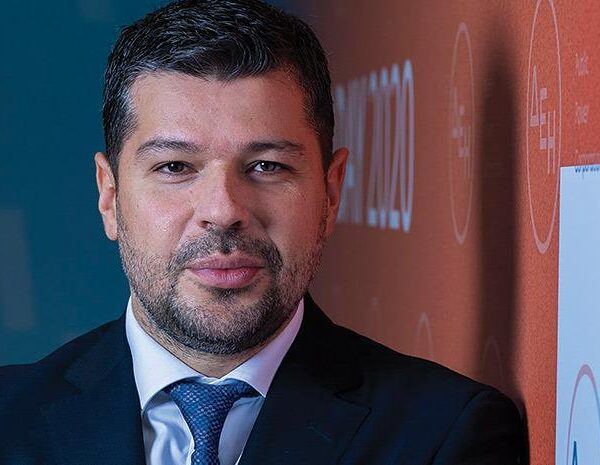 Στάσσης: Καμία επίπτωση στους λογαριασμούς ρεύματος από το data center της Κοζάνης
