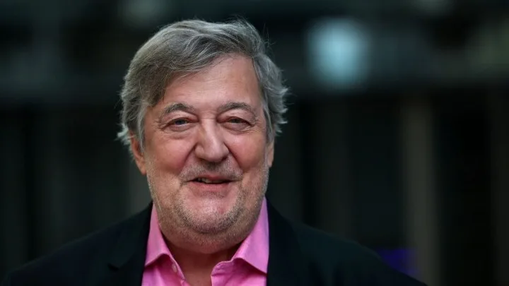 Ο Στίβεν Φράι για ακόμη μία φορά υπέρ της επανένωσης των Γλυπτών του&hellip;