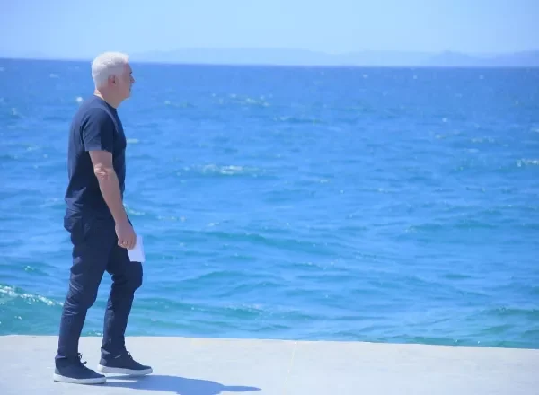 Αντώνης Νικοπολίδης:  «Γράμμα στον νεότερο εαυτό μου»