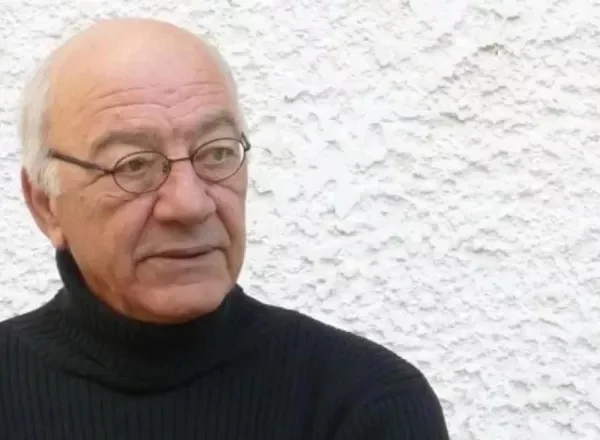 Πέθανε ο Κώστας Ρεσβάνης