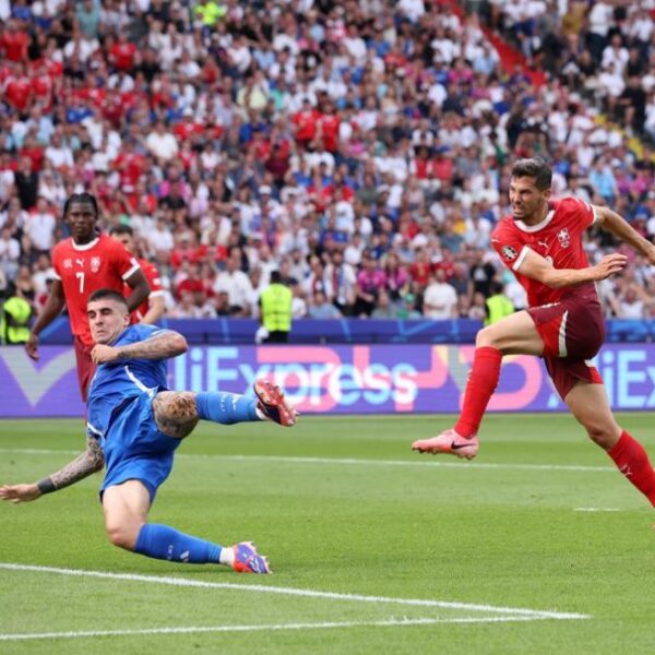 Ελβετία – Ιταλία 2-0: Απογοητευτική η Σκουάντρα Ατζούρα