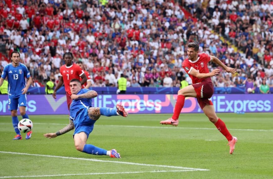 Ελβετία – Ιταλία 2-0: Απογοητευτική η Σκουάντρα Ατζούρα