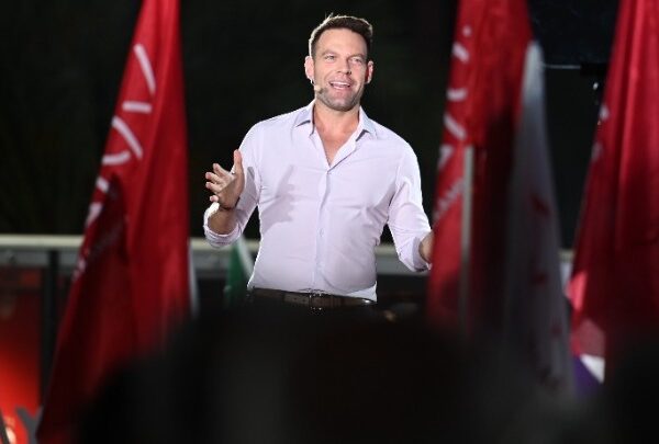 Κασσελάκης: «Η Δεξιά θα πέσει διότι είναι βασισμένη στο ψέμα και στην προπαγάνδα»