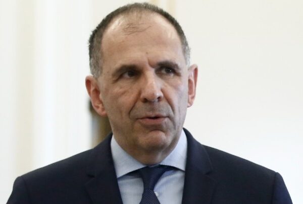 Γεραπετρίτης: «Δεν υπάρχει άλλο όνομα για οποιαδήποτε χρήση πλην του ονόματος της Βόρειας Μακεδονίας»