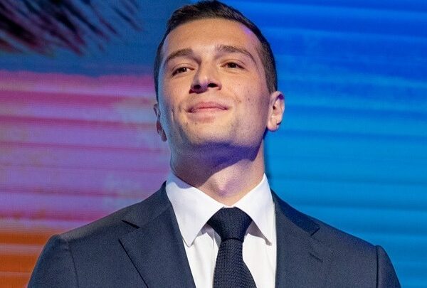 Γαλλικές Προεδρικές Εκλογές 2027: Φαβορί ο Ζορντάν Μπαρντελά σύμφωνα με νέα δημοσκόπηση