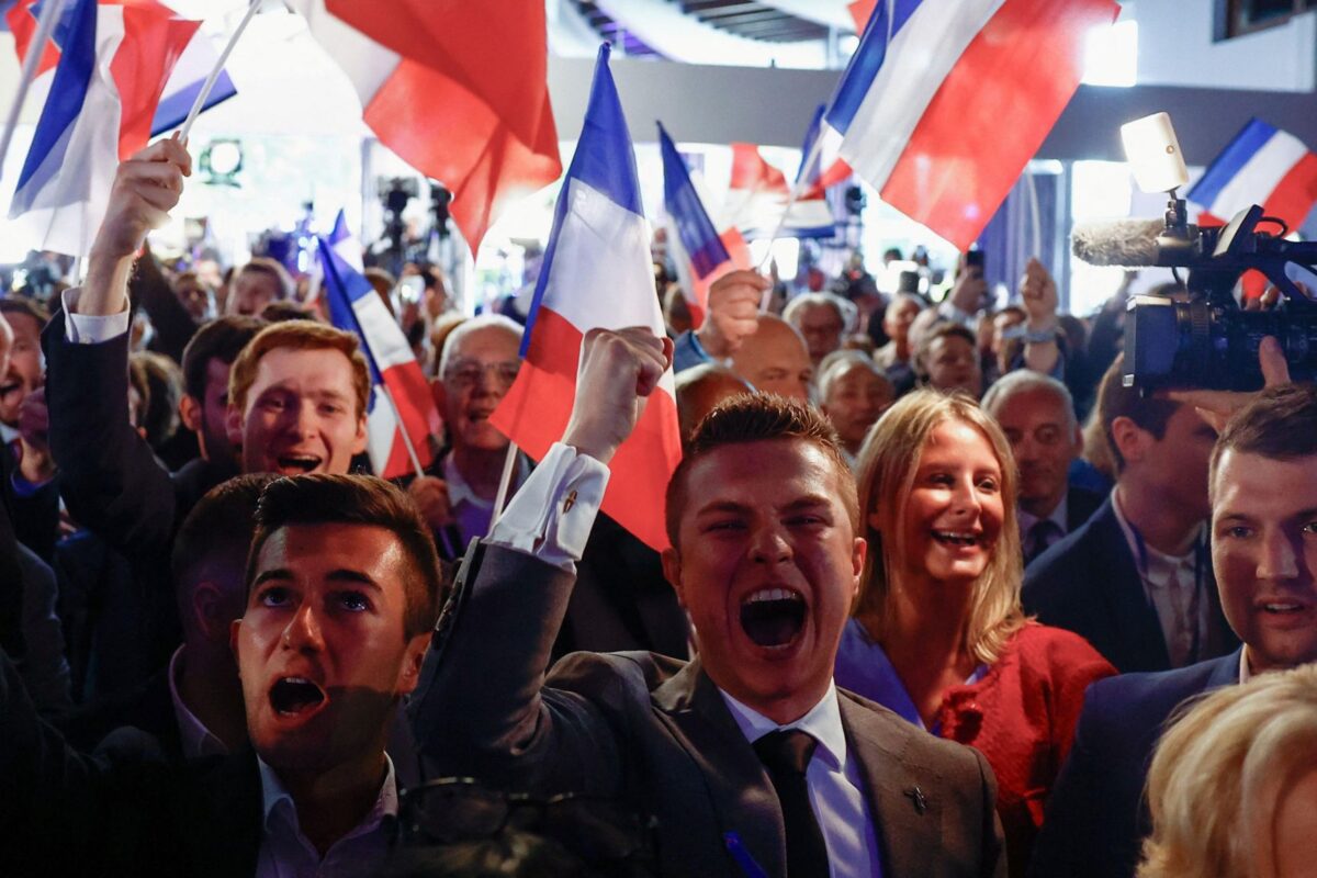 Ngaire Woods / Γιατί οι νεαροί Ευρωπαίοι στρέφονται στην ακροδεξιά