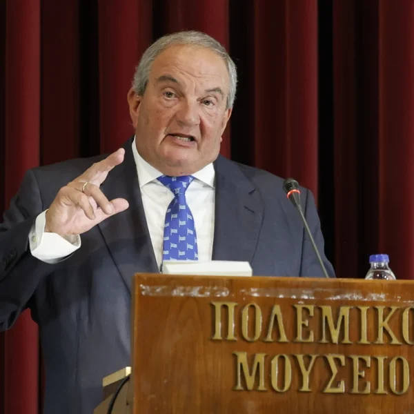 Ηχηρό μήνυμα Καραμανλή: “Η Ελλάδα δεν μπορεί να κάνει εκπτώσεις με πρόσχημα&hellip;