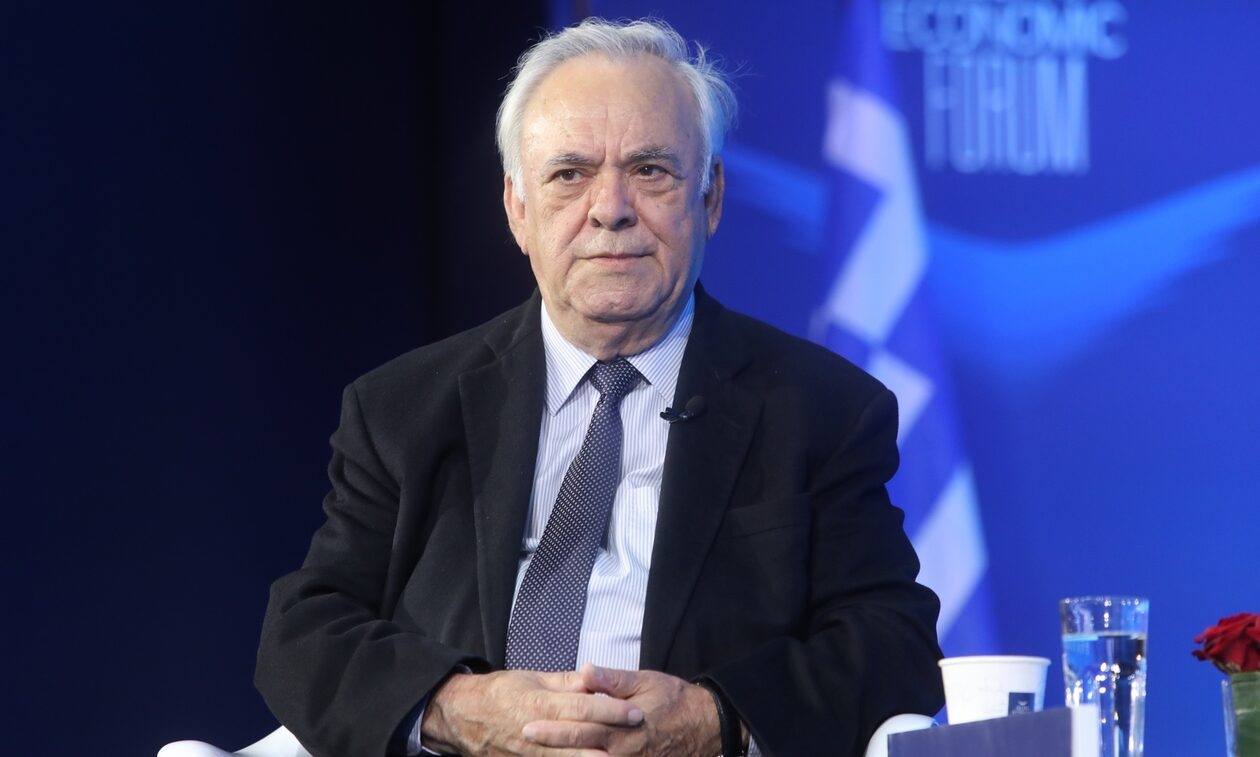 Γιάννης Δραγασάκης – Τι σηματοδοτεί η ανεξαρτητοποίησή του για τον ΣΥΡΙΖΑ και τον Αλέξη Τσίπρα