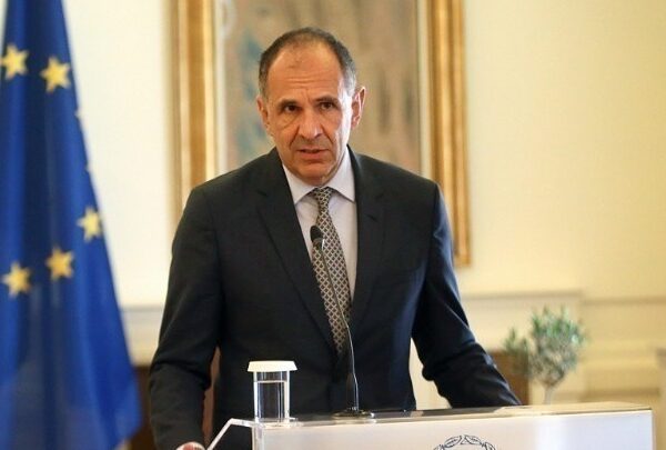Γεραπετρίτης: Η νέα ηγεσία της Βόρειας Μακεδονίας παραβιάζει συστηματικά τον πυρήνα της Συμφωνίας των Πρεσπών