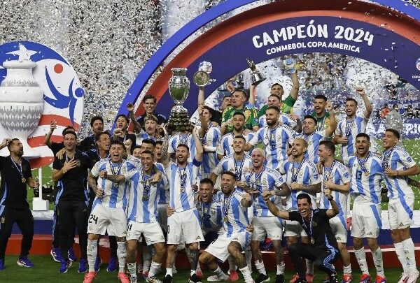 Ξανά στον θρόνο της η Αργεντινή!