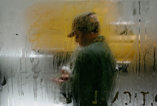 Έκθεση για τον πρωτοπόρο της έγχρωμης φωτογραφίας Σολ Λάιτερ στο Σαν Σεμπάστιαν