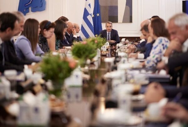 Συνεδριάζει την Τετάρτη υπό τον πρωθυπουργό το Υπουργικό Συμβούλιο