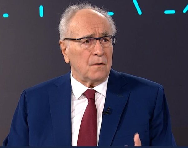 Νίκος Κωνσταντόπουλος: Ο ΣΥΡΙΖΑ μεταλλάχθηκε σε ένα αρχηγικό εκλογικό κόμμα 