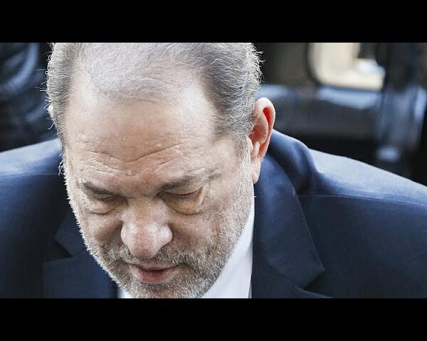 Ο Χάρβεϊ Γουάινστιν μεταφέρθηκε εσπευσμένα από τη φυλακή στο νοσοκομείο για επείγουσα&hellip;