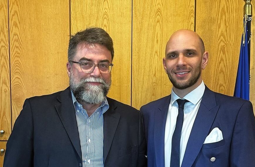 Βασίλης Οικονόμου: Απομάκρυνε τον διευθυντή του γραφείου του έπειτα από δημοσιεύματα για εμπλοκή του σε κύκλωμα trafficking