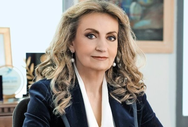  Σοφία Κουνενάκη Εφραίμογλου / Να στηρίξουμε την ανάπτυξη σε ισχυρές βάσεις
