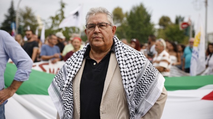 Κουτσούμπας στη συγκέντρωση του ΠΑΜΕ- Τα κόμματα του συστήματος παίζουν το παιχνίδι&hellip;