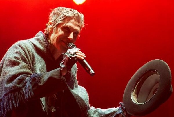 Συναυλία των Jane’s Addiction έληξε μετά από καυγά των μελών του συγκροτήματος&hellip;