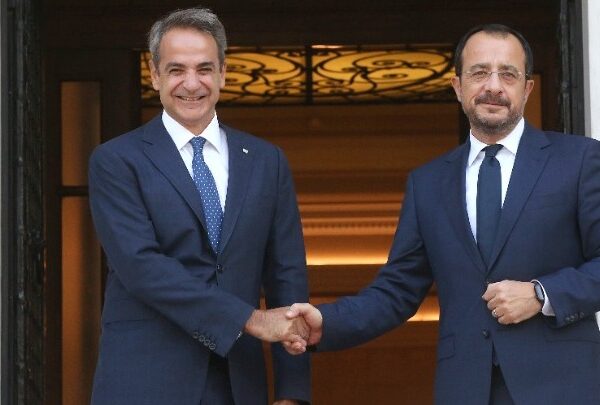 Μητσοτάκης προς Χριστοδουλίδη: Στη συγκυρία αυτή ο συντονισμός μας είναι περισσότερο απαραίτητος&hellip;