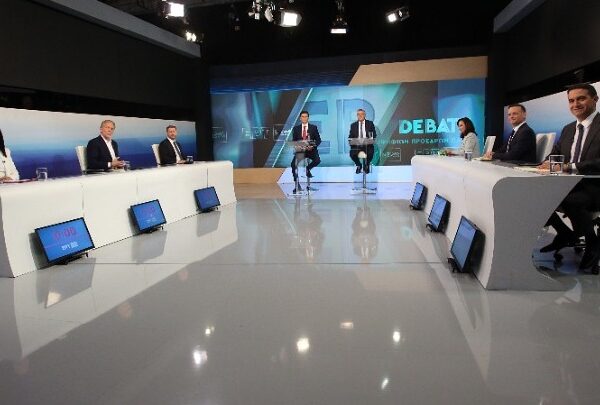 Έντονη αντιπαράθεση των υποψηφίων για την προεδρία του ΠΑΣΟΚ