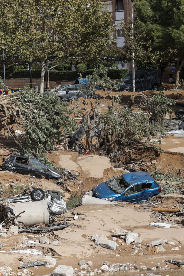 Ισπανία: Στους 158 ανέρχεται ο αριθμός των νεκρών από τις καταστροφικές πλημμύρες