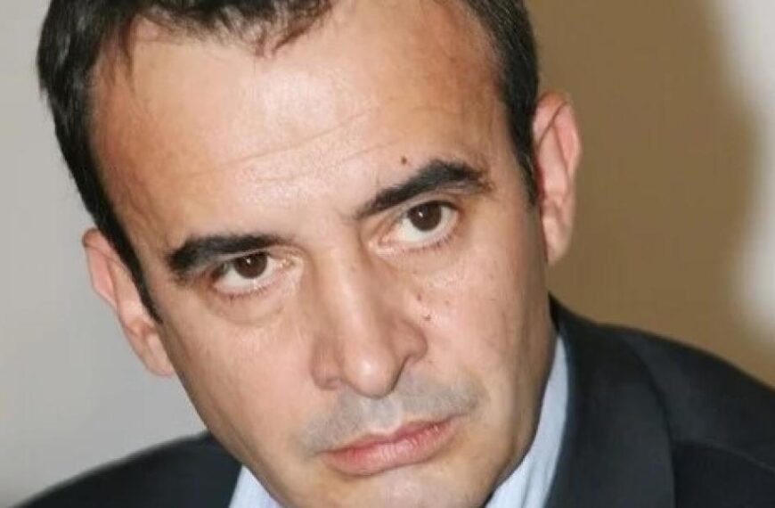 Πέθανε ξαφνικά ο δημοσιογράφος Μπάμπης Αγρολάμπος