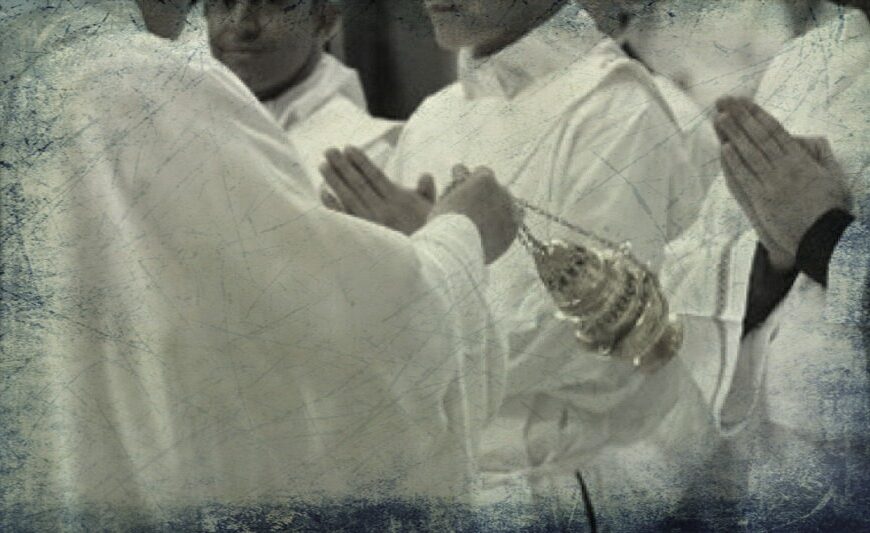 Καθολική Εκκλησία Ελλάδας: “Ιερό” σκάνδαλο μεγατόνων με ξέπλυμα μαύρου χρήματος μέσω νυχτερινών μαγαζιών