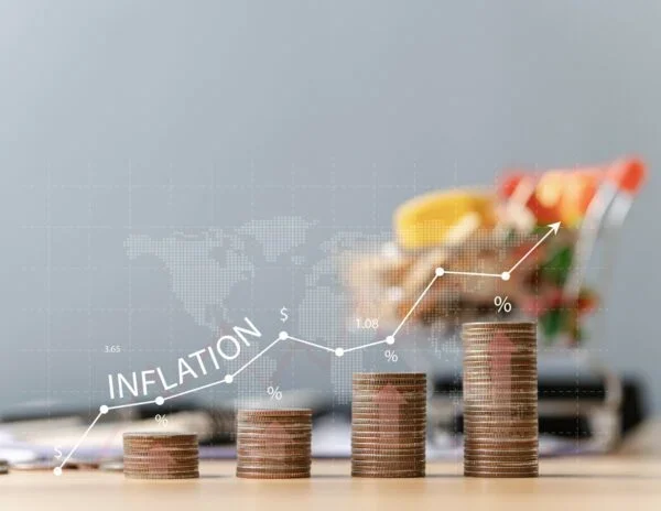 Πληθωρισμός: Απότομο άλμα στο 2,9% και νέες ανησυχίες για την οικονομία και τα νοικοκυριά